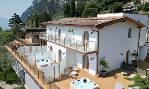 VILLA HELENA LIMONE SUL GARDA